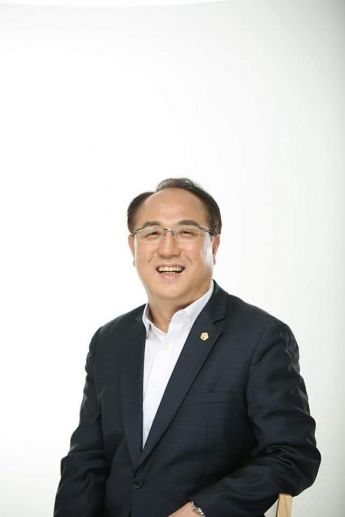 박중화 서울시의회 교통위원장 ‘2024한국을 빛낸 사람들’ 대상 수상