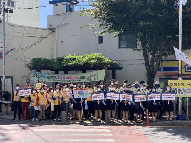 화순군, 화순성당 입구서 ‘교통안전 캠페인’ 전개