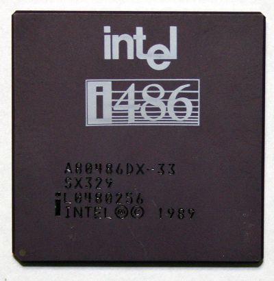 겔싱어 CEO가 엔지니어로 일하던 시절 개발을 주도한 인텔 '486 프로세서'. / 사진=위키피디아 캡처
