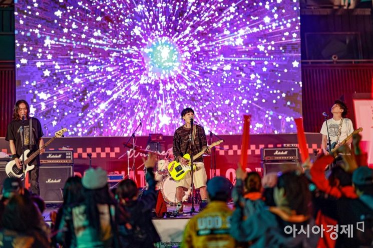 '호그 랠리' 행사 기간에 펼쳐진 록 음악 공연 [할리데이비슨 코리아]