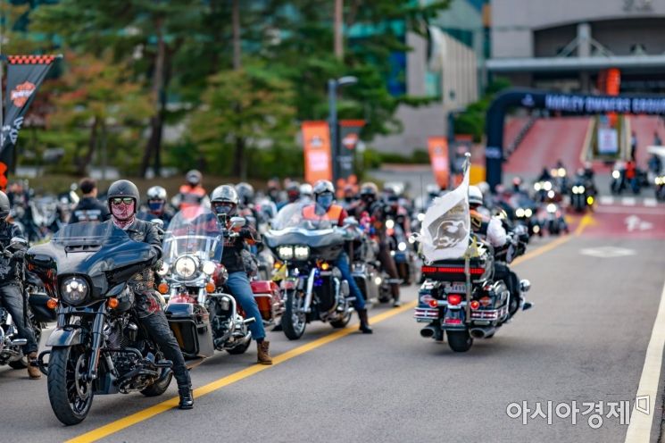 할리데이비슨 라이더의 축제 '제24회 코리아 내셔널 호그랠리'가 지난달 23일 강원도 횡성군 웰리힐리 파크에서 열렸다. [할리데이비슨 코리아]