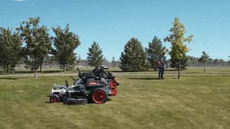 두산밥캣, 자율주행 잔디깎이 첫 공개