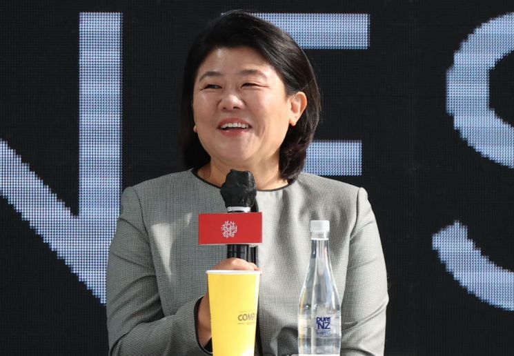 런던아시아영화제 최고배우상을 받은 배우 이정은. 사진=연합뉴스