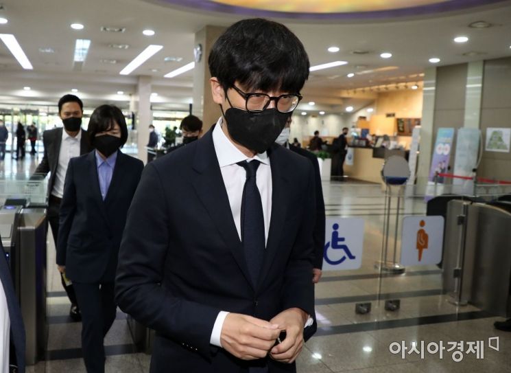 이해진 네이버 글로벌투자책임자가 24일 국회에서 열린 과학기술정보통신부 및 소관 감사대상기관 등에 대한 종합감사에 출석하고 있다./윤동주 기자 doso7@