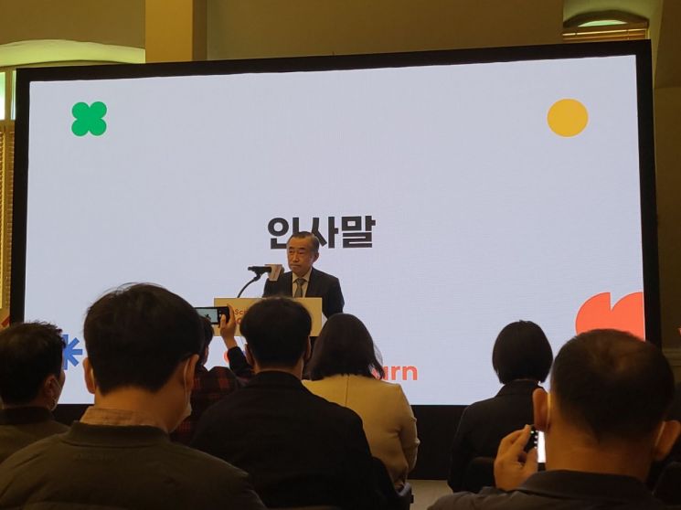 '이주호 후원금 논란' 업체회장 "또 장관 할 줄 알았겠나"