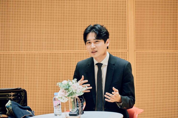 바이올리니스트 양인모. 사진제공 = 롯데문화재단