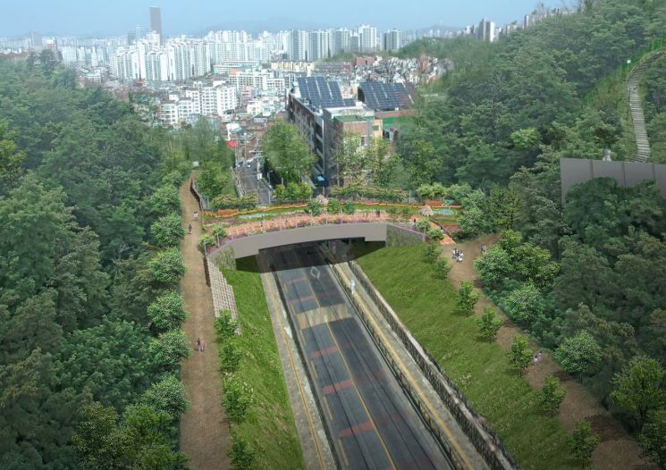 강남구 세곡동 산1-7 돌산체육공원 공정률 50%... 동작구, 도로로 단절된 국사봉 숲 연결