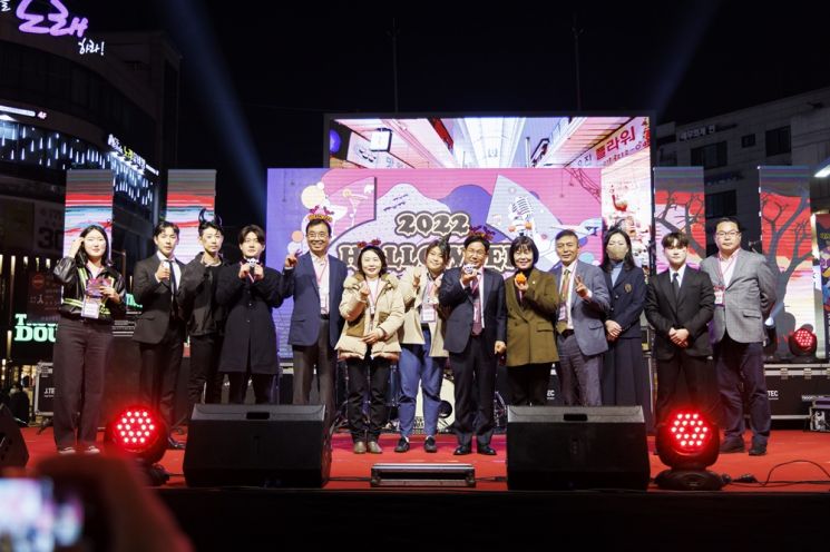 이태원 & 홍대걷고싶은거리 '할로윈 축제' 코로나 '비상'