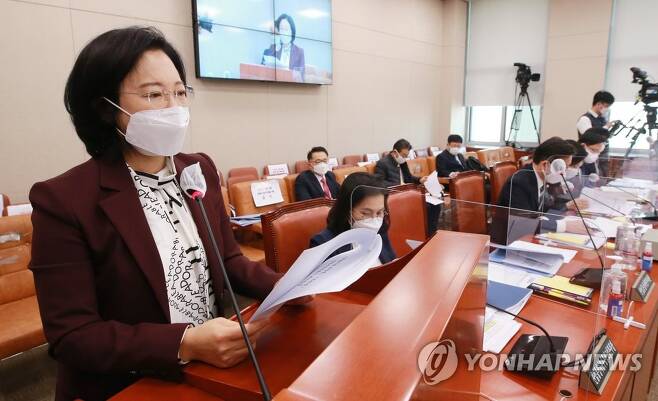 野 이수진 “주식 양도소득세 완화, 5000명 중 상위 1명 위한 감세”