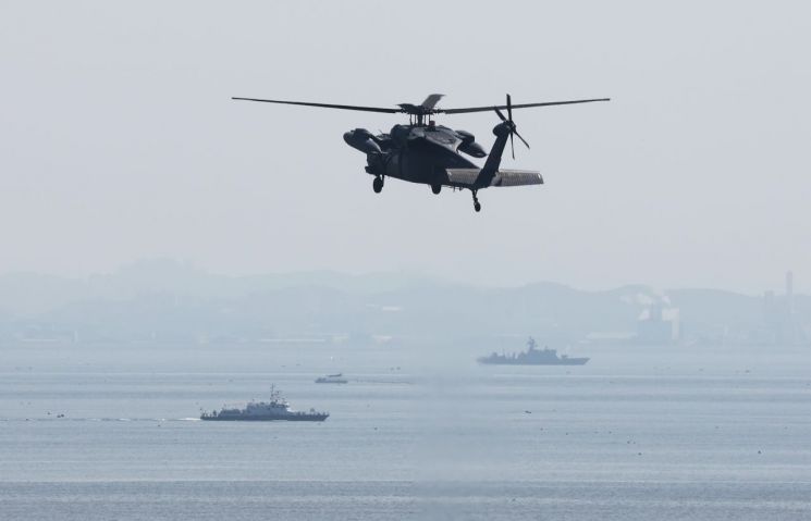 공군, '팬텀 전투기 추락'에 "연료분사 노즐 결함 탓"