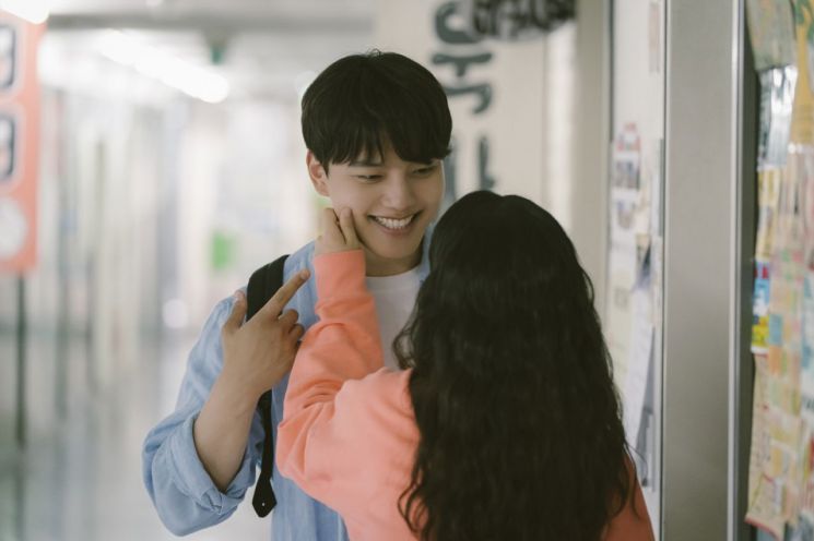 영화 '동감' 스틸. 사진=고고스튜디오 제공
