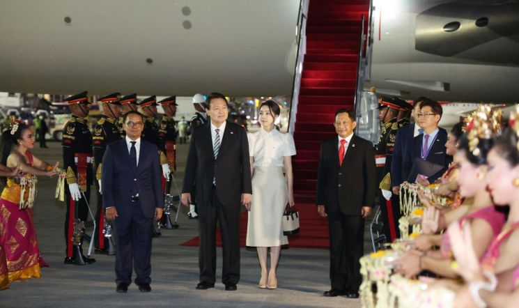 尹 Arrived in Bali, Indonesia… G20 summit schedule begins