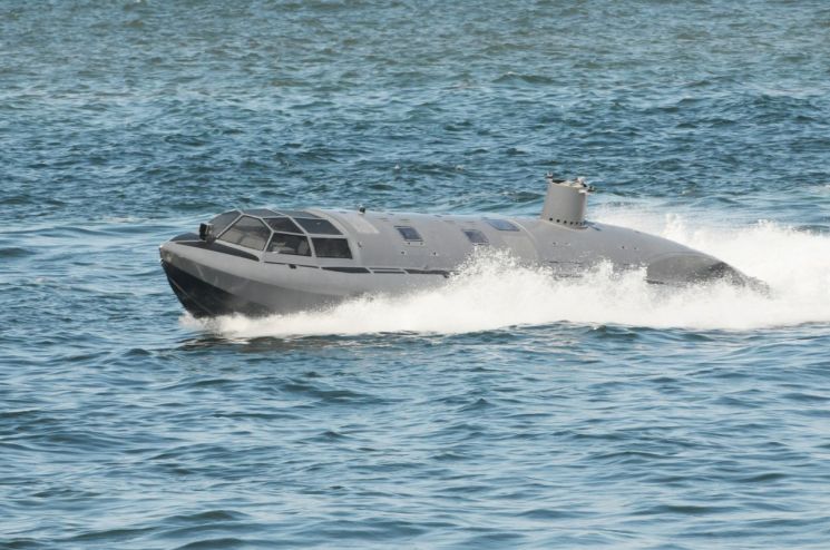 8인승 소형잠수정 배치 눈앞… 잠수함 탑재한다