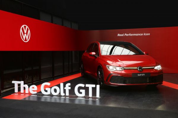 폭스바겐, 신형 제타 출시 및 골프 GTI 선공개