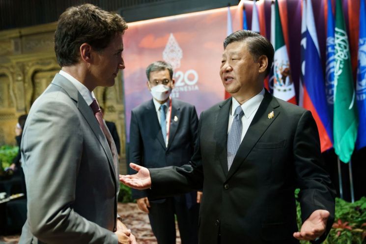 "회담 유출 부적절" 캐나다 총리에 따진 中 시진핑