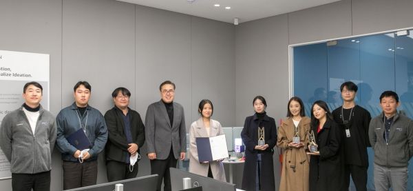 모델솔루션, 홍익대 산업디자인과와 ‘MOA’ 시상식