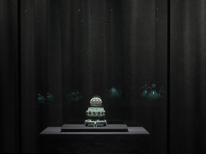 마음 안정 찾는 컬러테라피…고려청자 비색의 매력