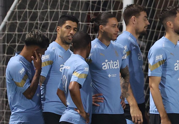 [한국 결전의날]②우루과이, 한수 위 실력에 신구조화