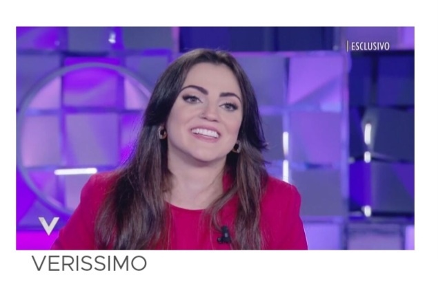 지난 20일(현지시간) 이탈리아 TV 토크쇼에 출연한 스쿠치아의 모습. 사진=Canale5 홈페이지 캡처