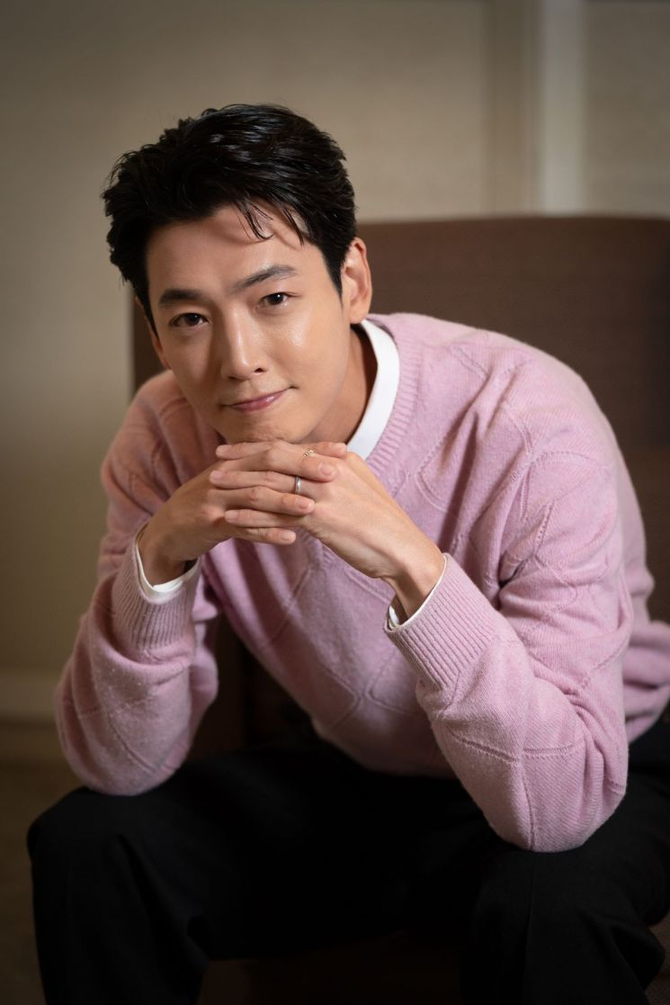 [인터뷰]①정경호 “연기는 혼자하는 일 아냐, 남는 건 사람”