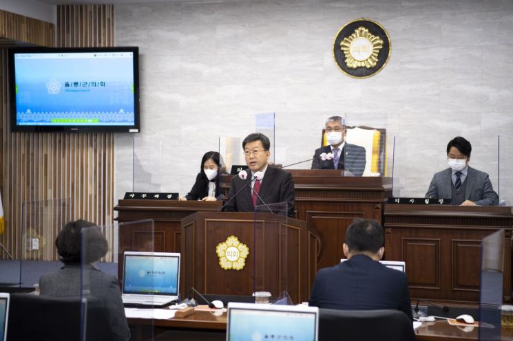 “울릉도 위한 중요한 시기” … 남한권 군수, 민선8기 첫 시정연설