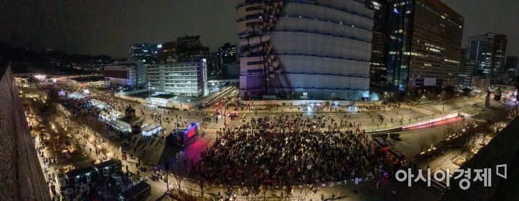 [포토]새벽에도 모인 응원 인파