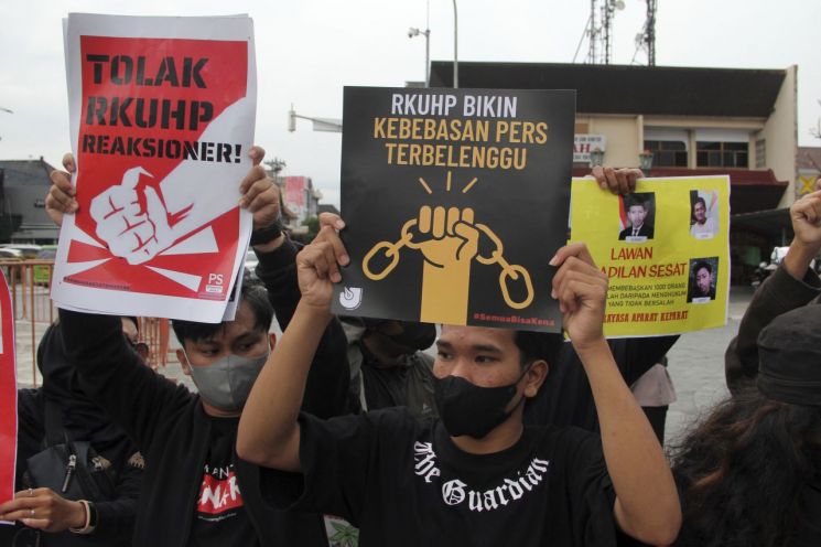 인도네시아, 관광객도 혼외 성관계 금지…발리 관광 타격