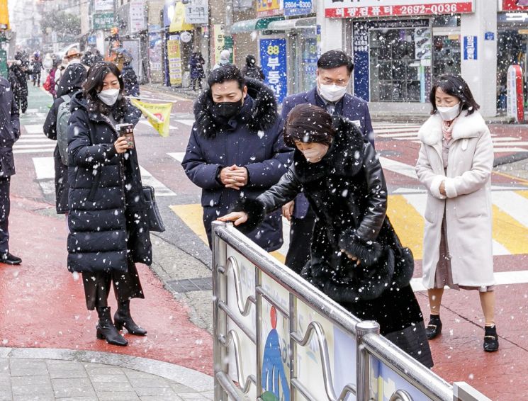 [포토] 양천구·구로구 강설 대비 제설 비상대응체계 가동