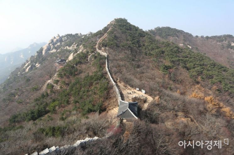 북한산성 대남문과 성벽 [고양시]