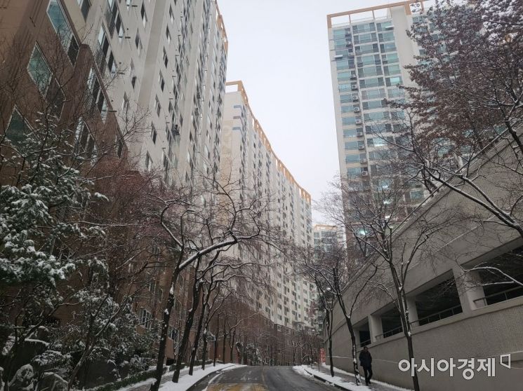 '월곡두산위브' 단지 모습 / 사진=노경조 기자 felizkj@