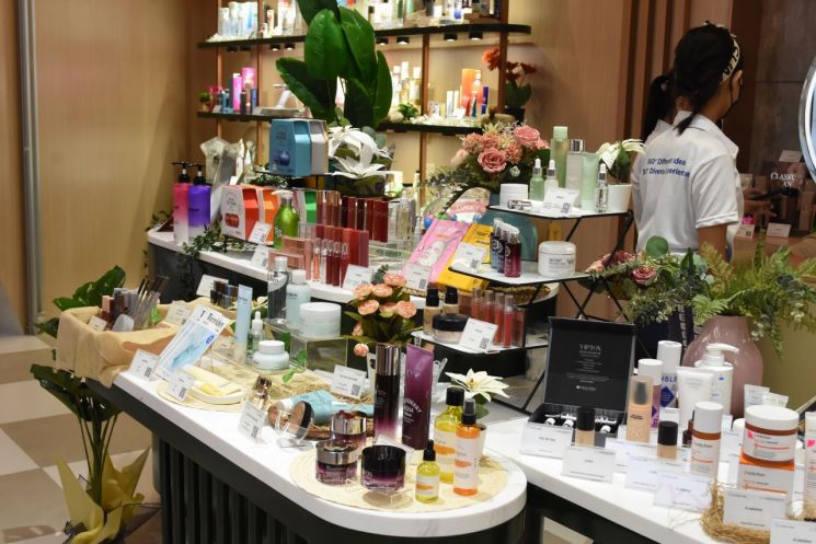 [인도네시아 한류④]문화·상품 전파도 입체적으로…보고, 바르고, 맛보고, 즐기고~