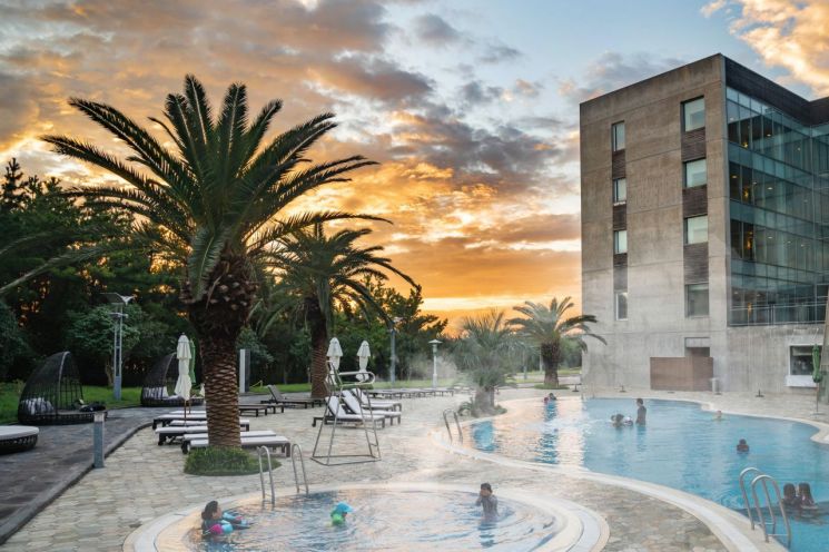 휘닉스 제주, 카카오쇼핑라이브서 패키지 상품 선봬