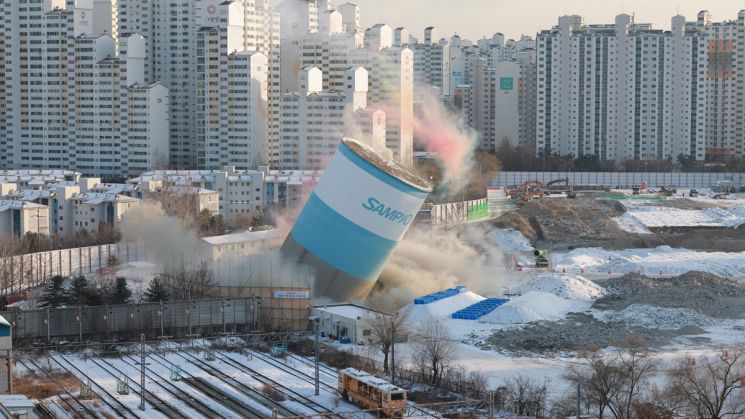 광운대역 시멘트 사일로 철거 마쳐...광운대역세권 개발 본격화 