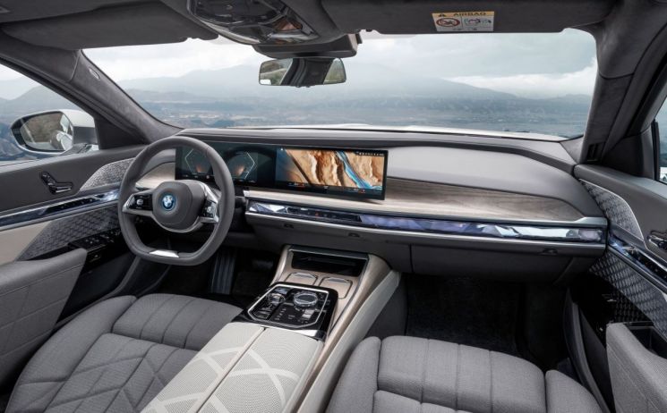 BMW 신형 7시리즈 실내＜사진제공:BMW코리아＞