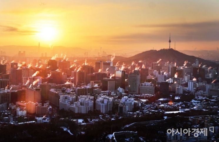 [포토] 서울 도심 위로 솟은 희망의 새해