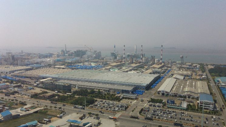 LX인터내셔널, 한국유리공업 인수 완료…"소재 분야 사업 다각화"