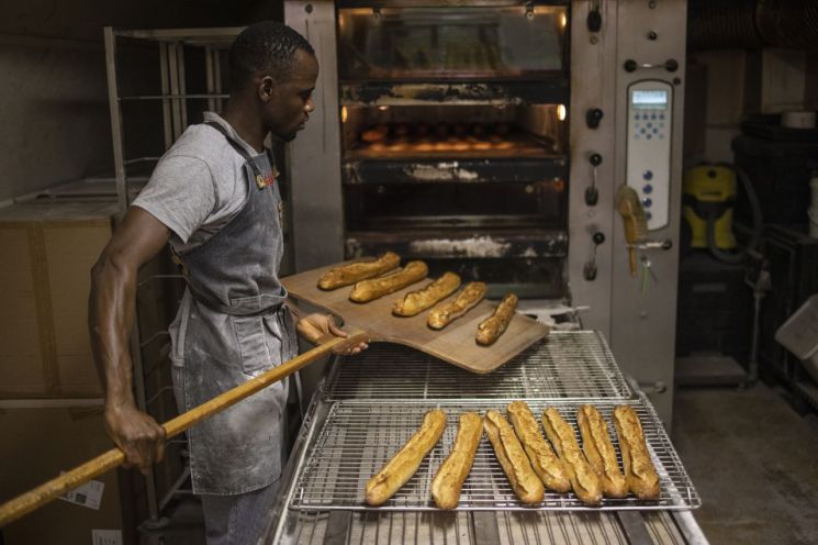  "전기료 폭등에 바게트도 못 구워"…프랑스 제빵업계 위기 