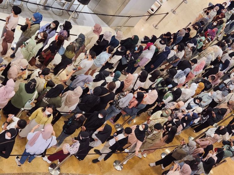 [인도네시아 한류⑥]월급 절반 내고 간다…K-팝 콘서트