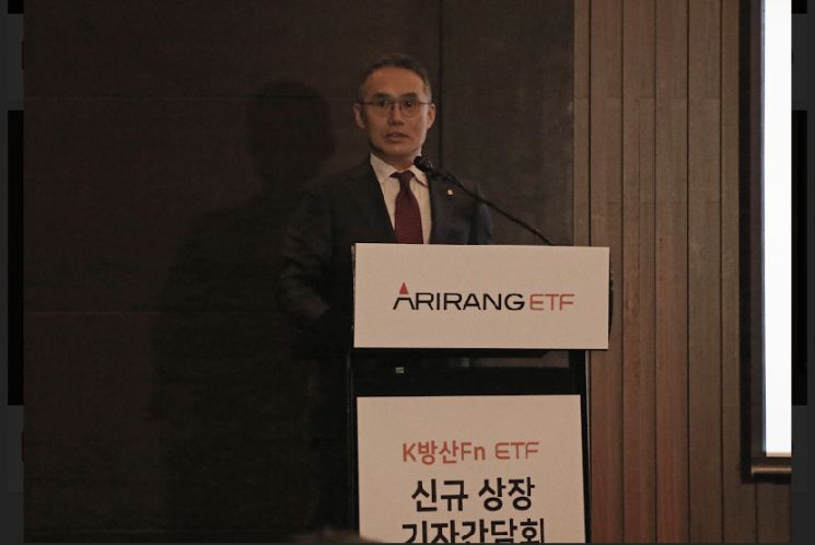 한화운용 'ARIRANG K방산Fn ETF' 올해 첫 상장…20兆 방산시장 노린다(종합)