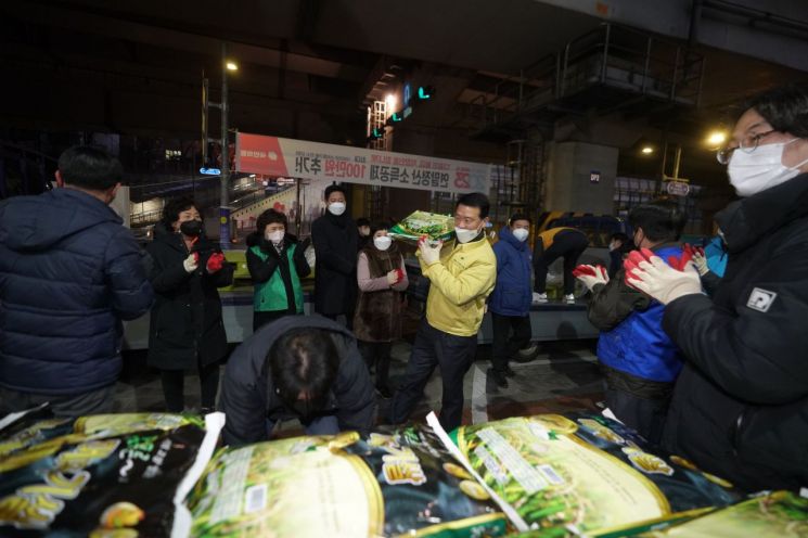 성북구 월곡2동 '얼굴 없는 천사' 쌀 또 왔다