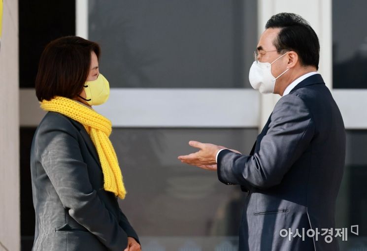 [포토] 이야기 나누는 야당 원내대표들