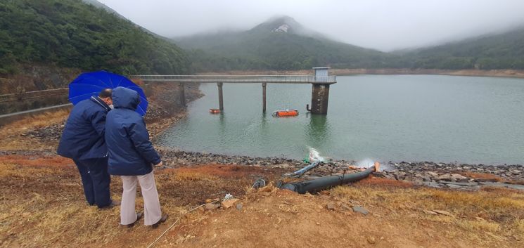 완도 주민들 60㎜ 단비…일터에서 활기 느껴
