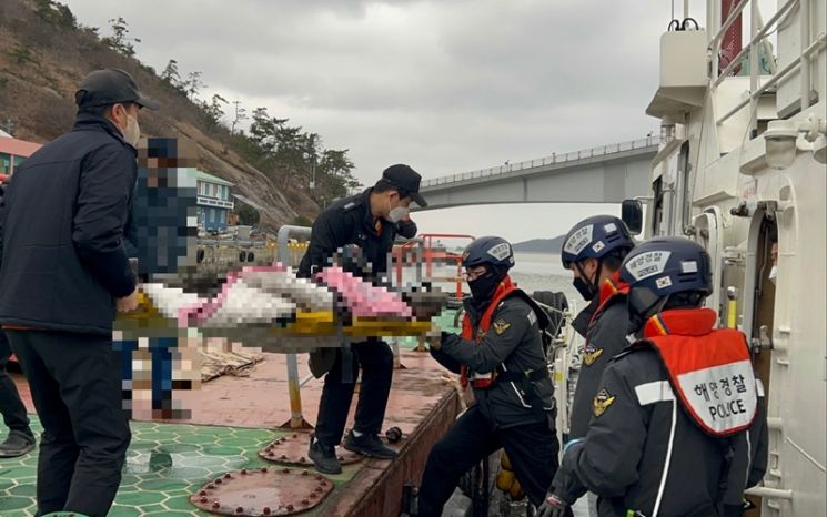 목포해양경찰, 기상 악화 속 응급 환자 ‘긴급 이송’