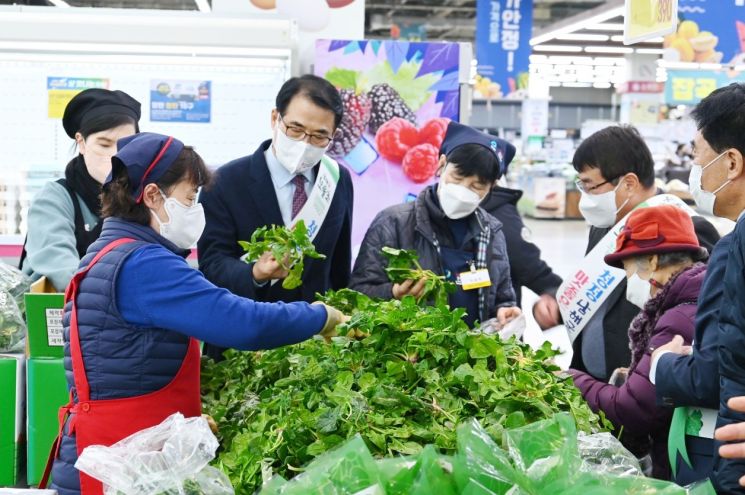 지난 1월 9일 서울 양재 농협 하나로마트 특판행사 자료사진.