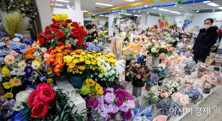 [포토]분주한 꽃시장