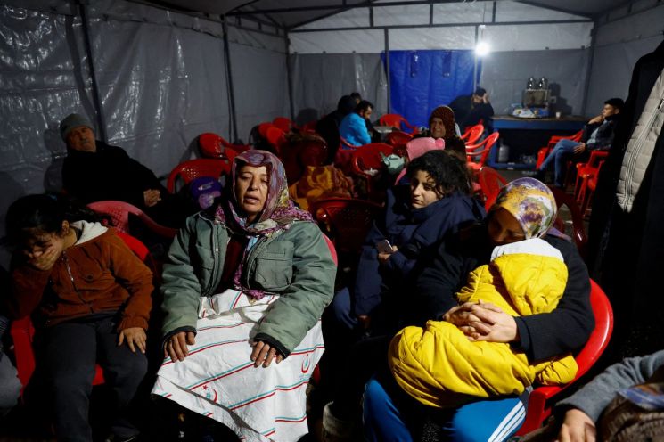 튀르키예에 韓긴급구호대 110명 급파…최대규모