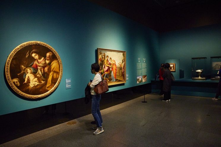 국립중앙박물관, '합스부르크 600년' 전시 내달 15일까지 연장 전시