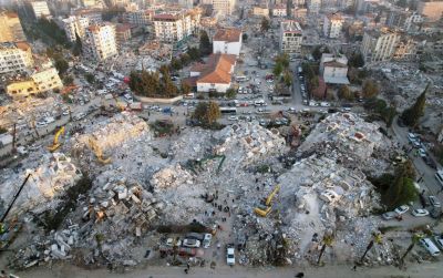 10일 오후(현지시간) 튀르키예 하타이 안타키아 시내 건물들이 지진으로 인해 무너져있다. [이미지출처=연합뉴스]