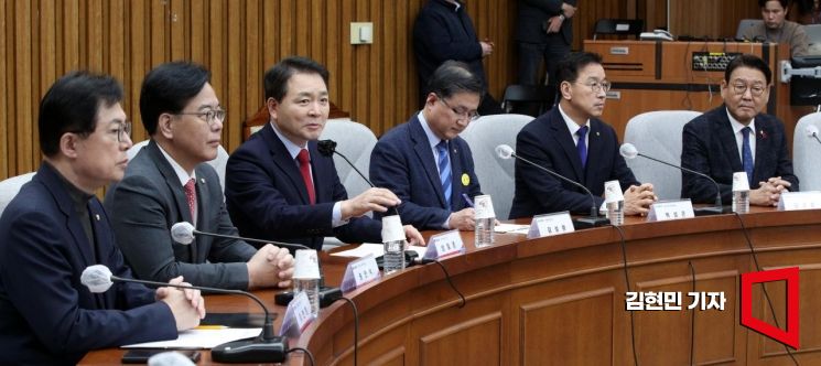 [포토] 정부조직법 관련 3+3 협의체 발언하는 성일종 정책위의장