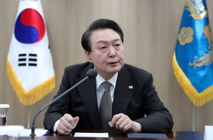 尹 "회계투명성은 노조개혁 출발…법치부정은 단호한 대응"